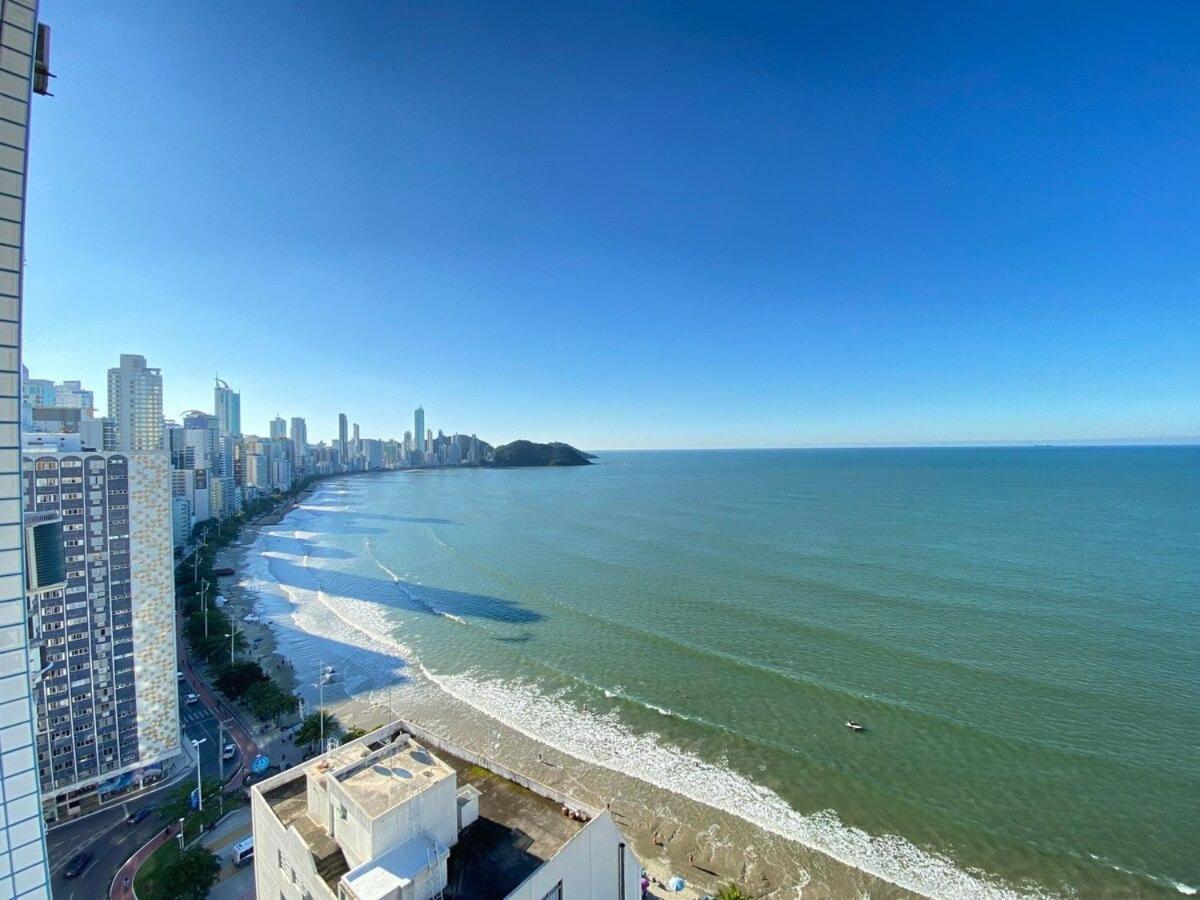 Balneário CamboriúImp21 - Frente Mar, 3 Dorm, Linda Vista, Calcadaoアパートメント エクステリア 写真